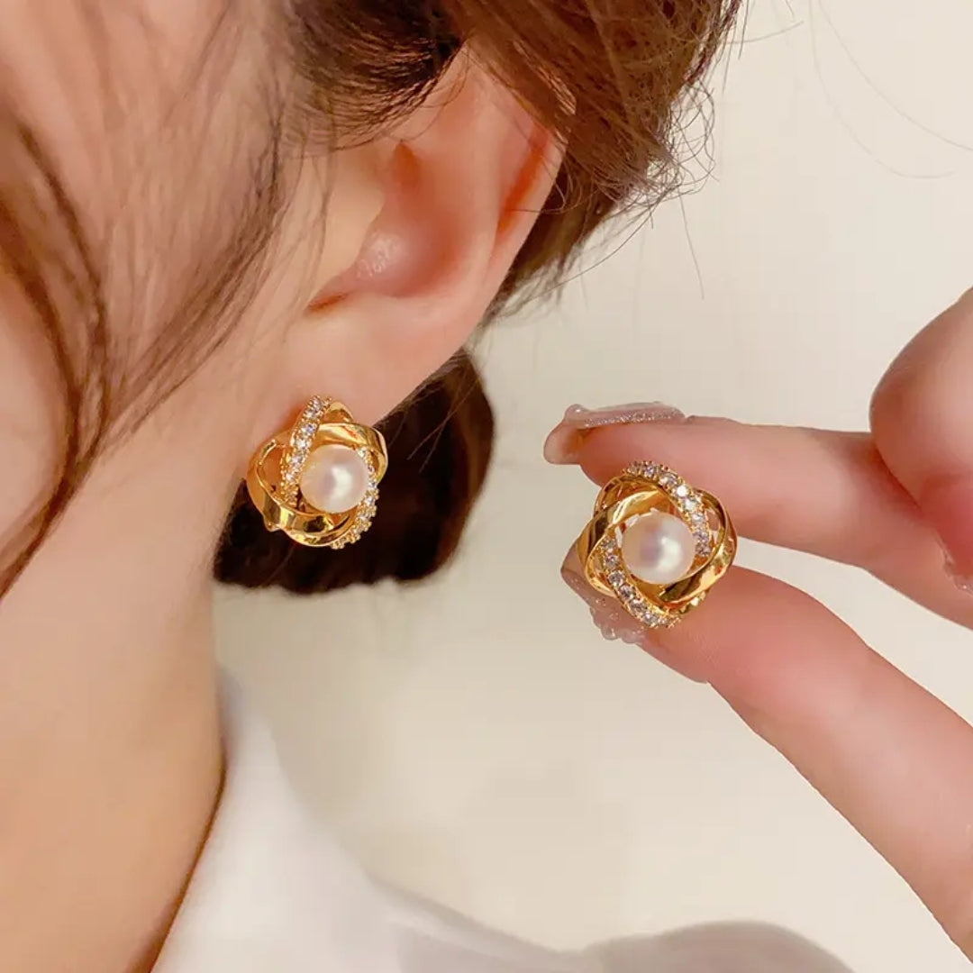 Gatsby Glamour Pearl Studs Earring