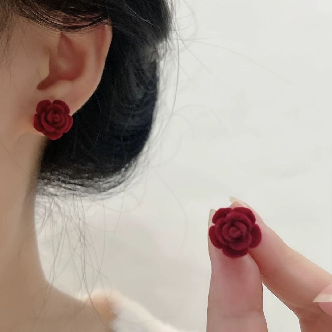 Midnight Rosebuds Earrings