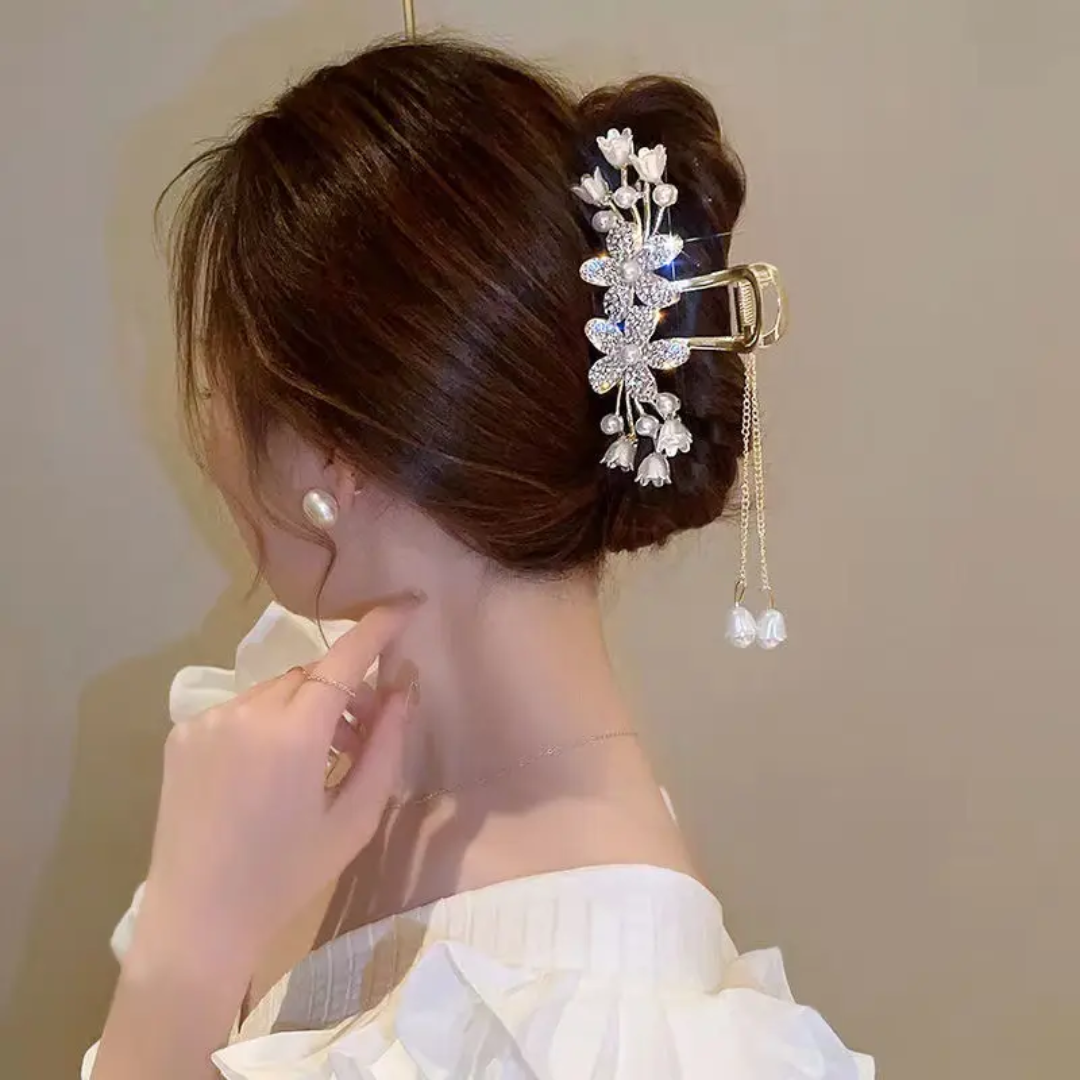 Floral Pearl Hair Claw