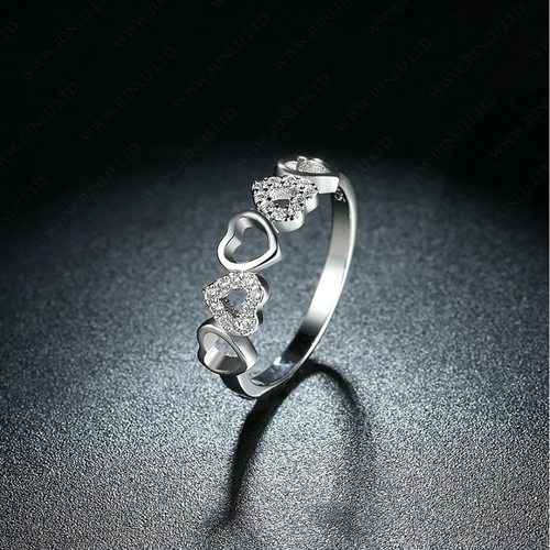 Bling Blogger Heart Ring