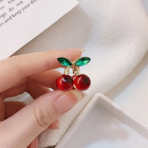 Sparkling Cherry Claw