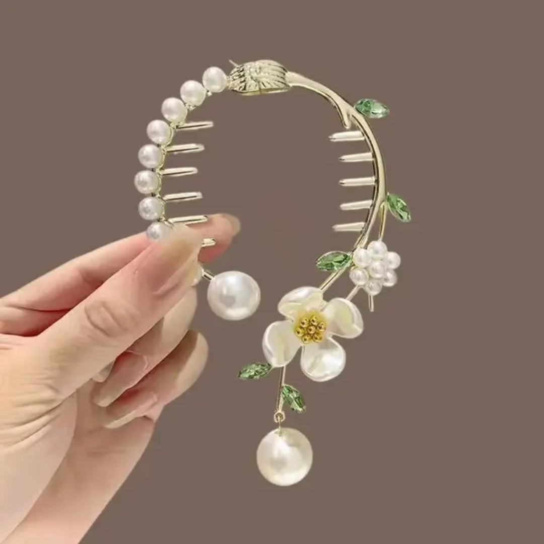 Lily Breeze Hair Claw Clip