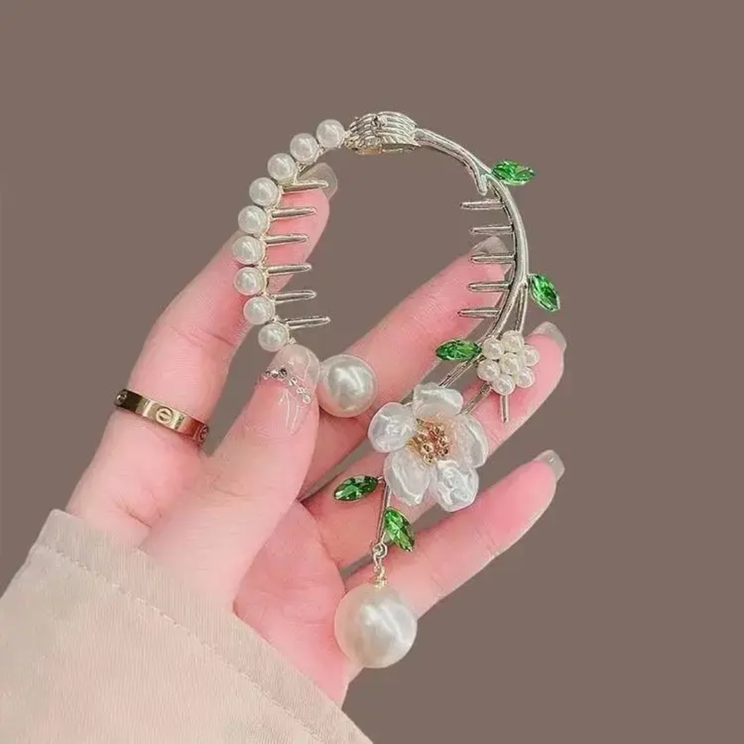 Lily Breeze Hair Claw Clip
