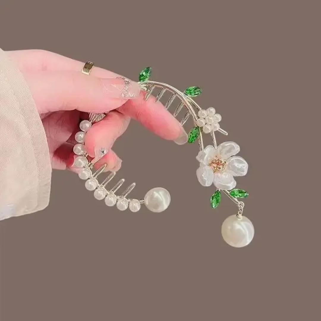 Lily Breeze Hair Claw Clip