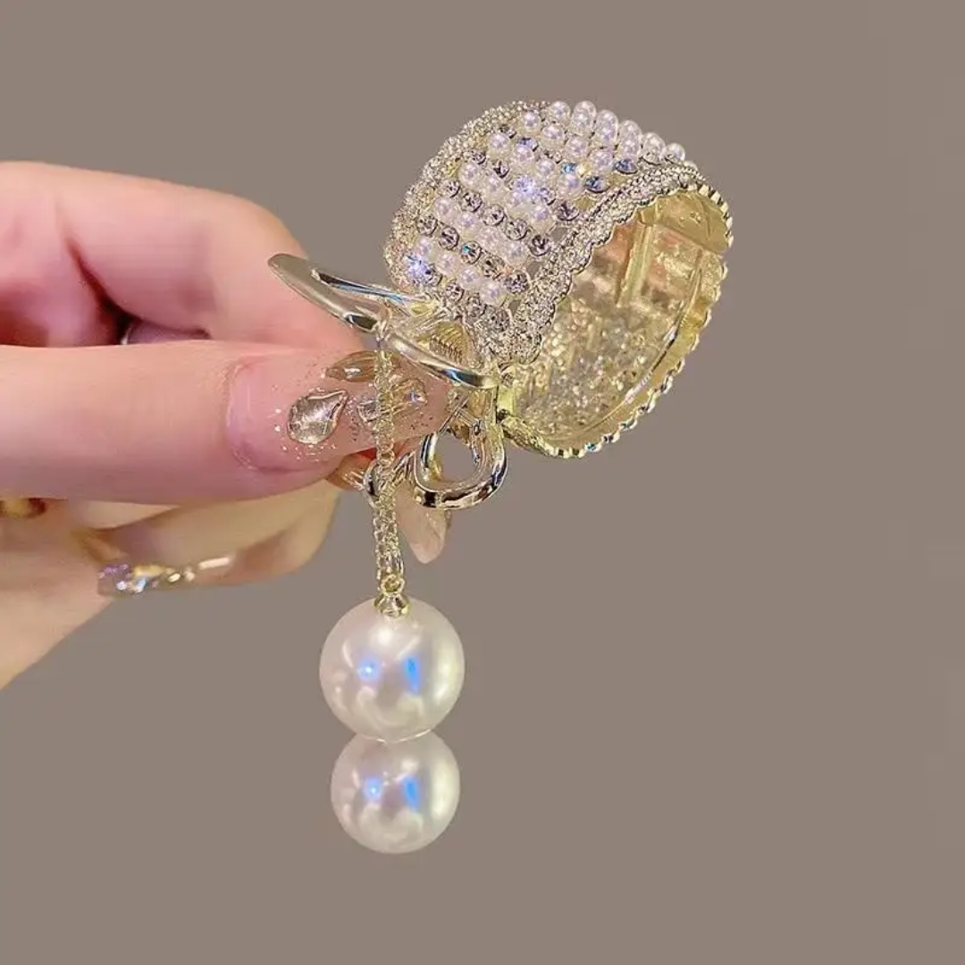 Glimmering Pearl Ponytail  Claw