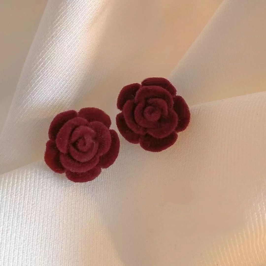 Midnight Rosebuds Earrings