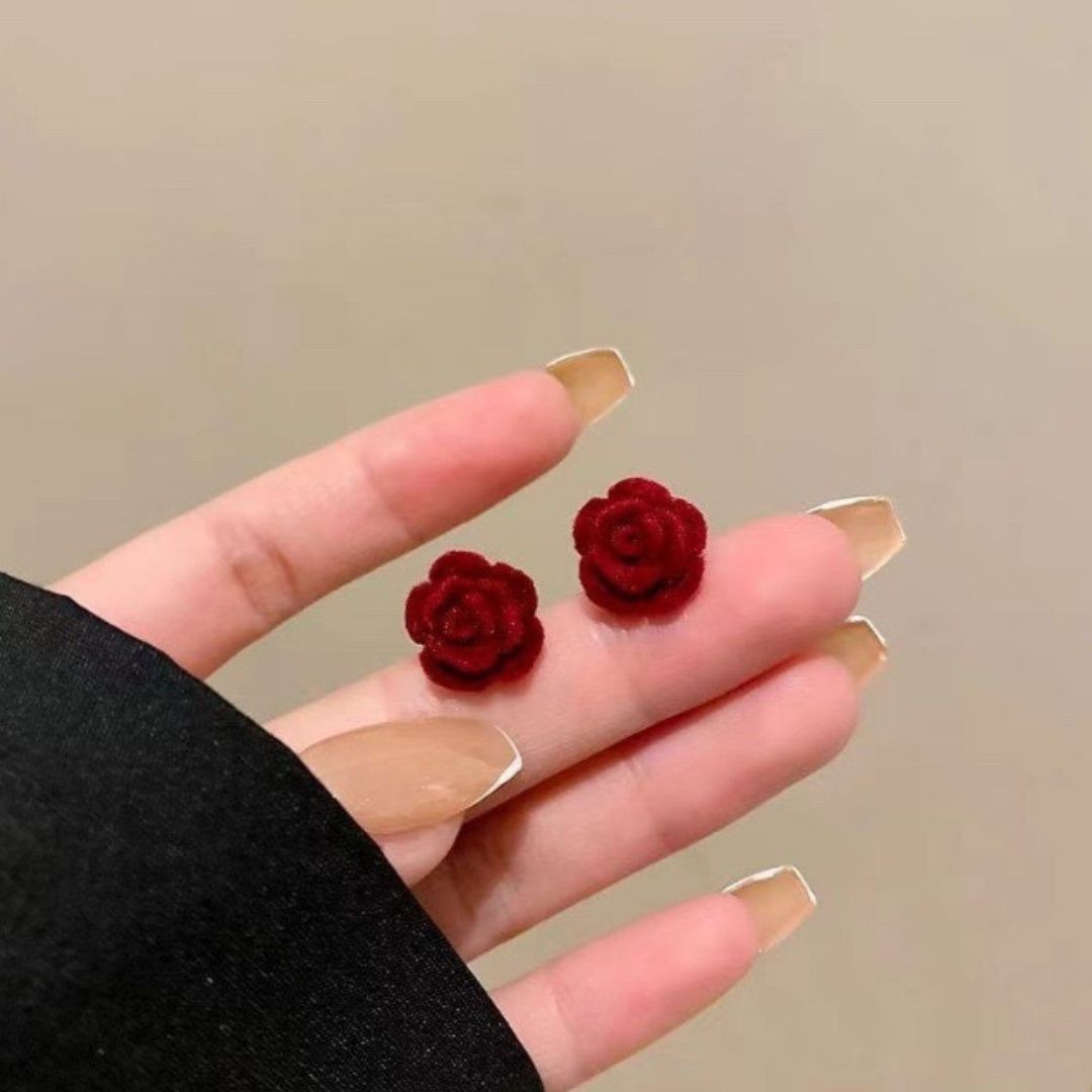 Midnight Rosebuds Earrings