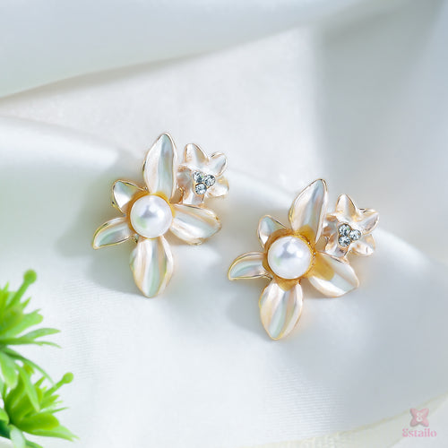 Blooming Pearl Earrings