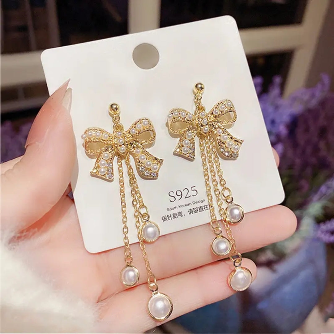 Graceful Pearl Bow Tassels