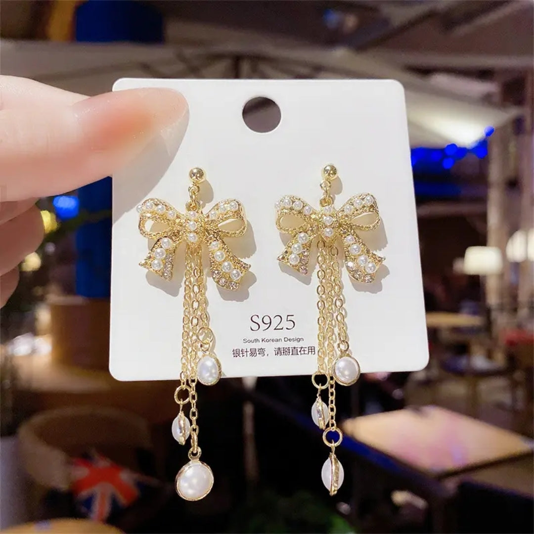 Graceful Pearl Bow Tassels