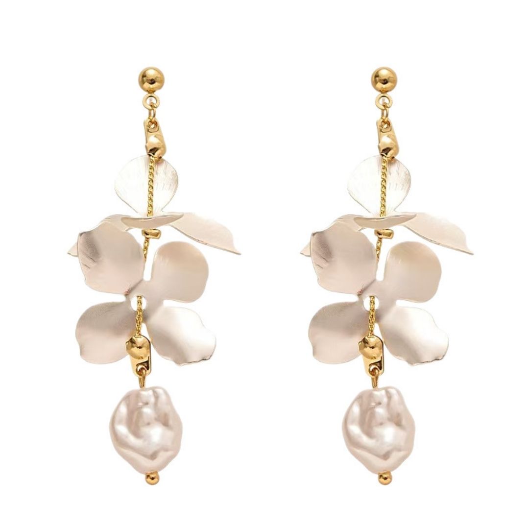Elegant White Flower Earrings