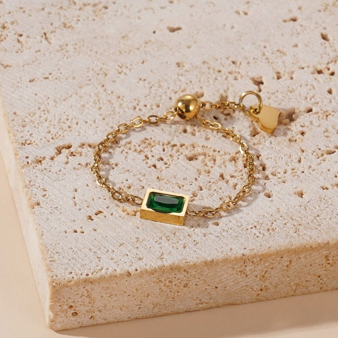 Emerald Chain Ring