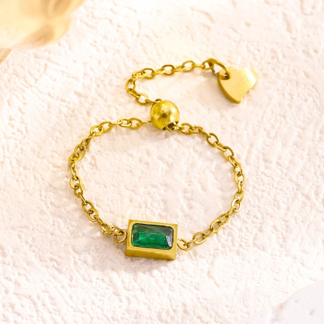 Emerald Chain Ring
