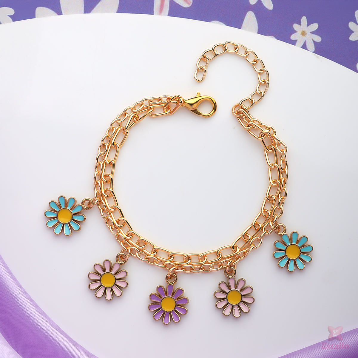Daisy Chain Charm Bracelet