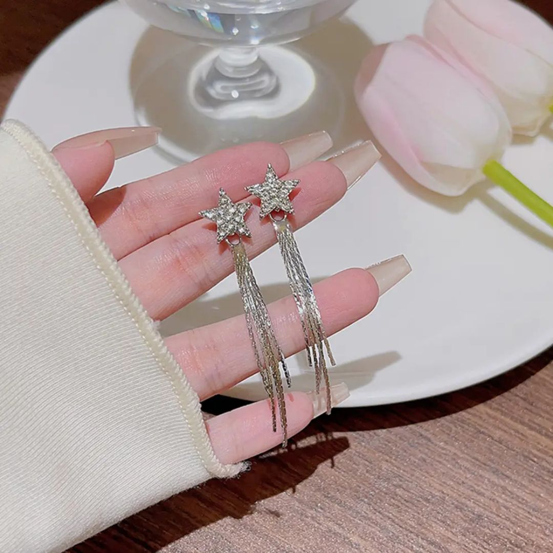 Aim For The Star Chain Earrings