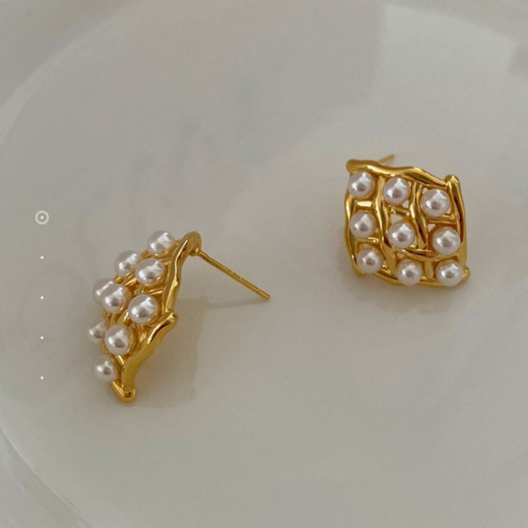 Lattice Pearl Studs Earrings