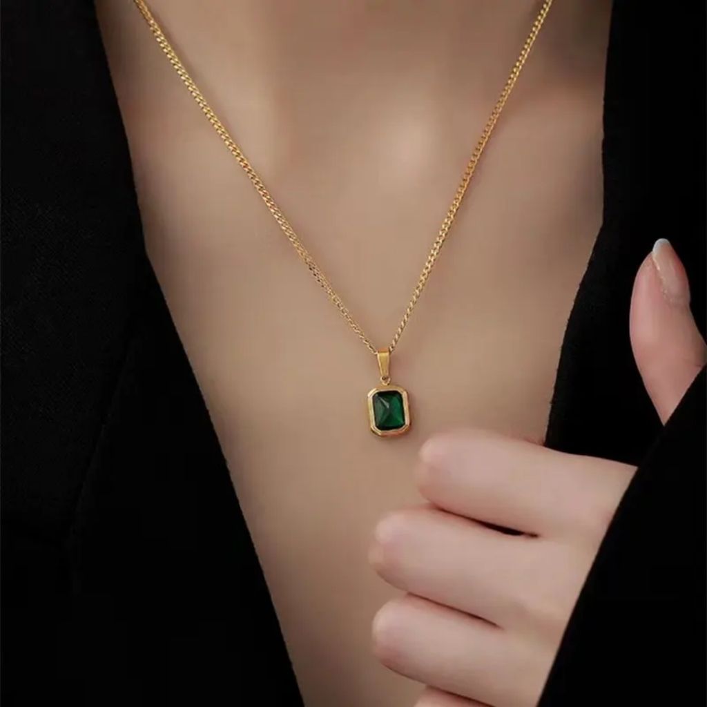 Golden Eden Necklace