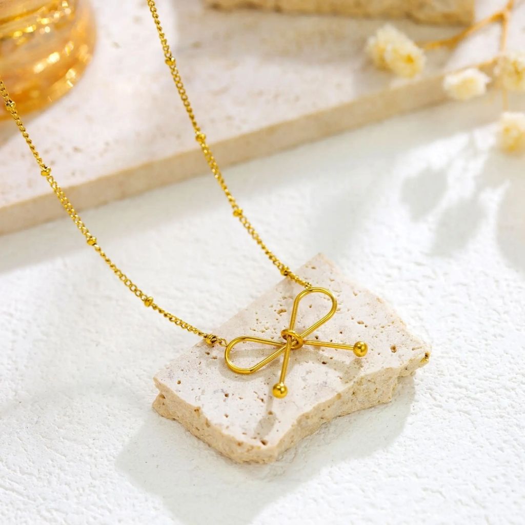 Bowknot Necklace