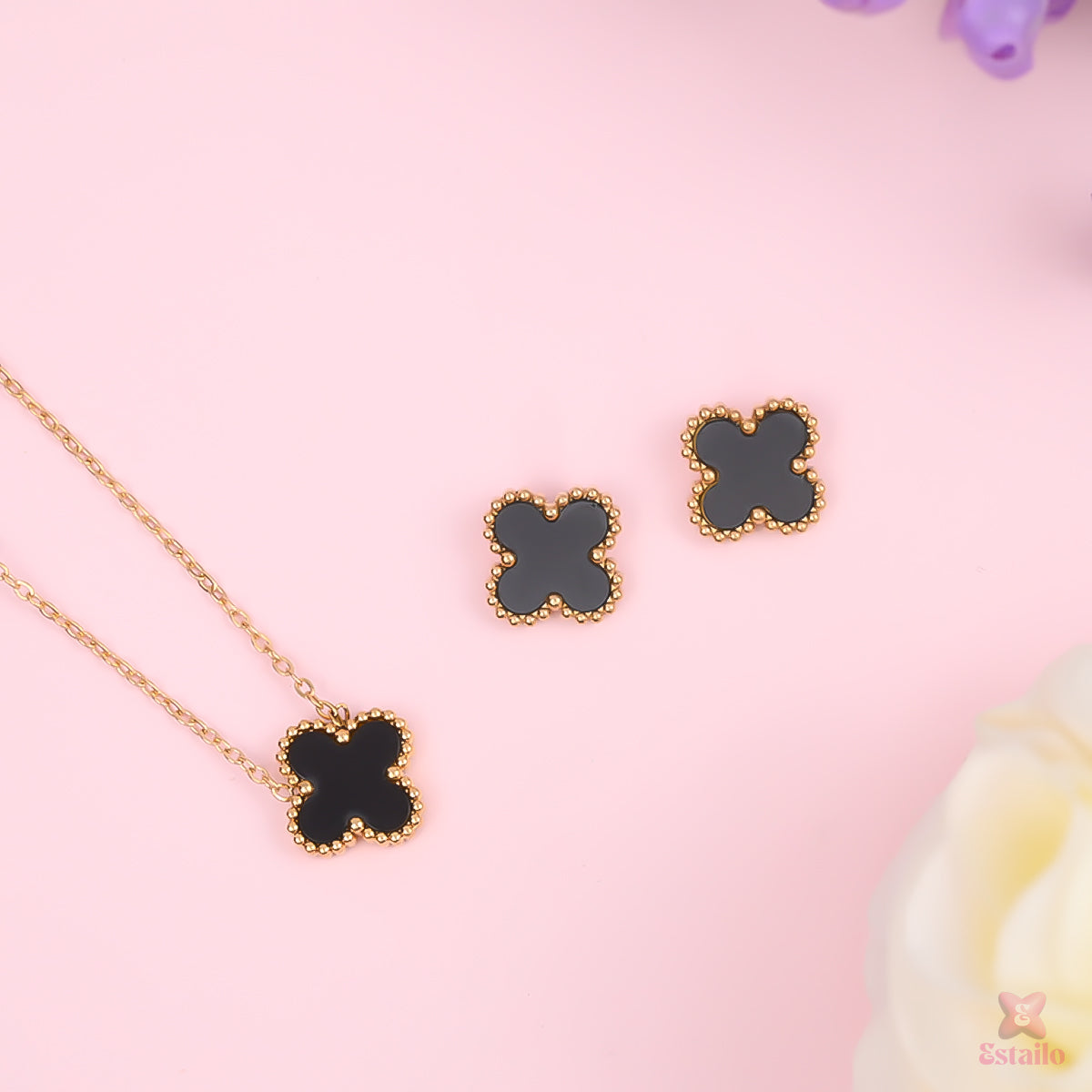 Blossom Clover Necklace