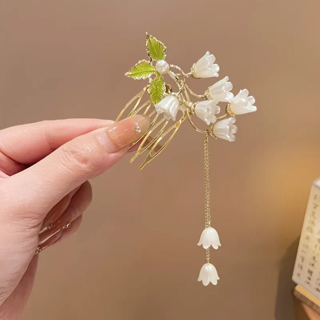 Lily Bloom Hair Clip