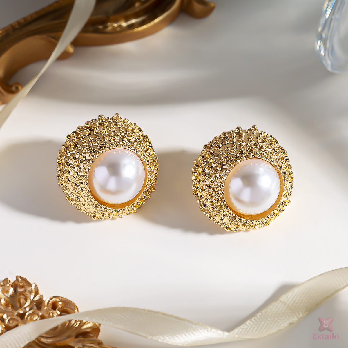 Tangy Bloom Studs Earrings