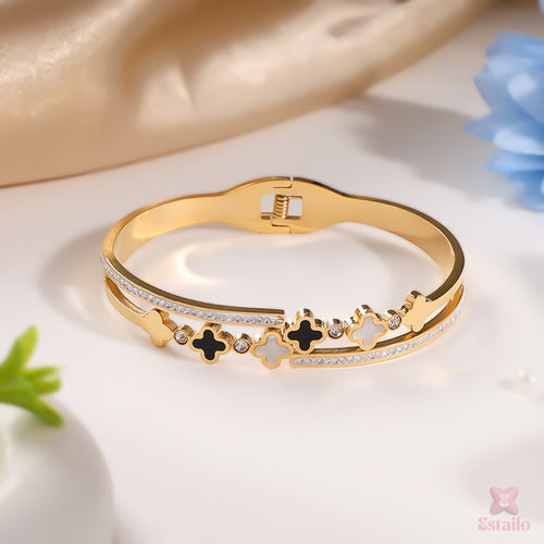 Golden Aura Clove Bracelet