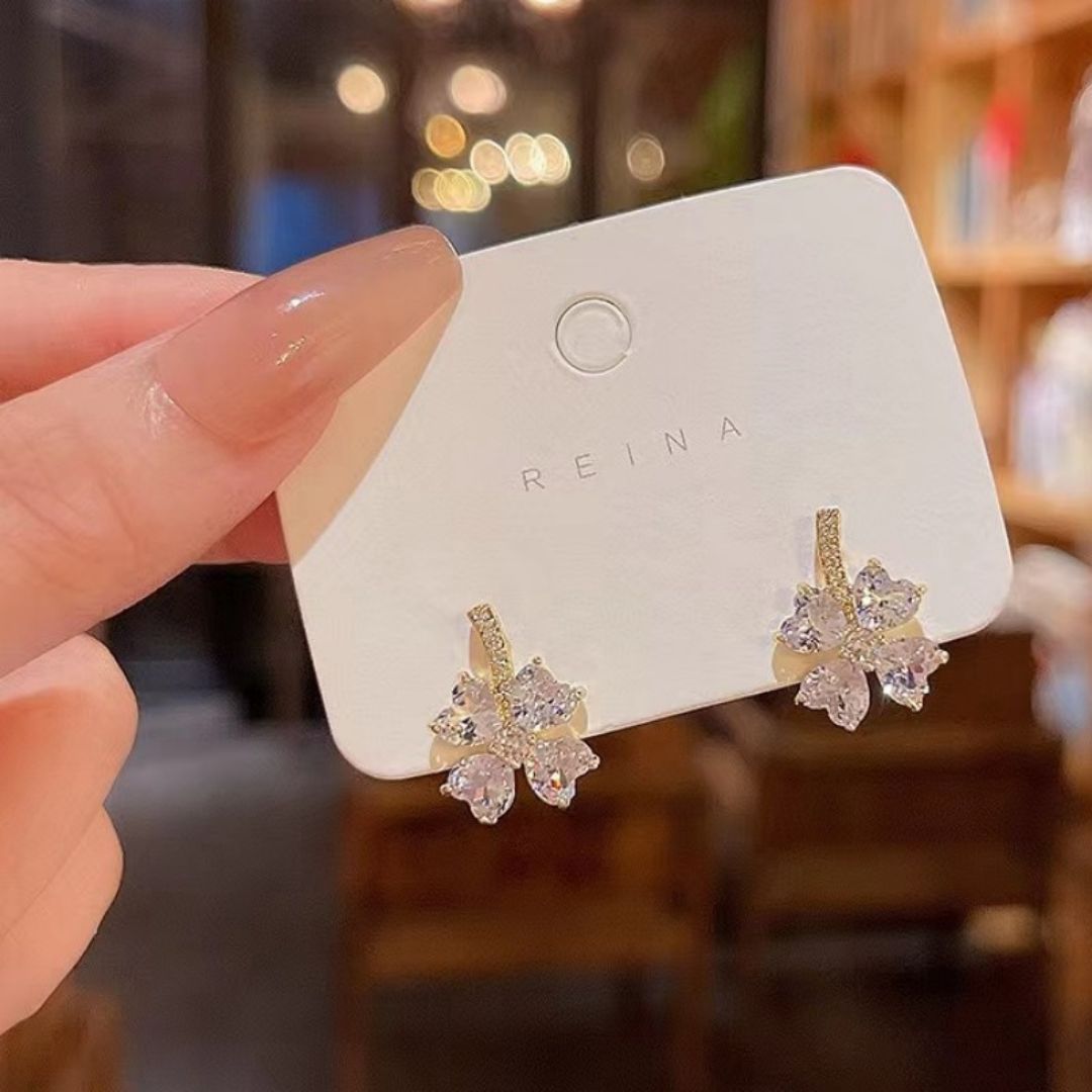 Clear Clover Crystals Earrings