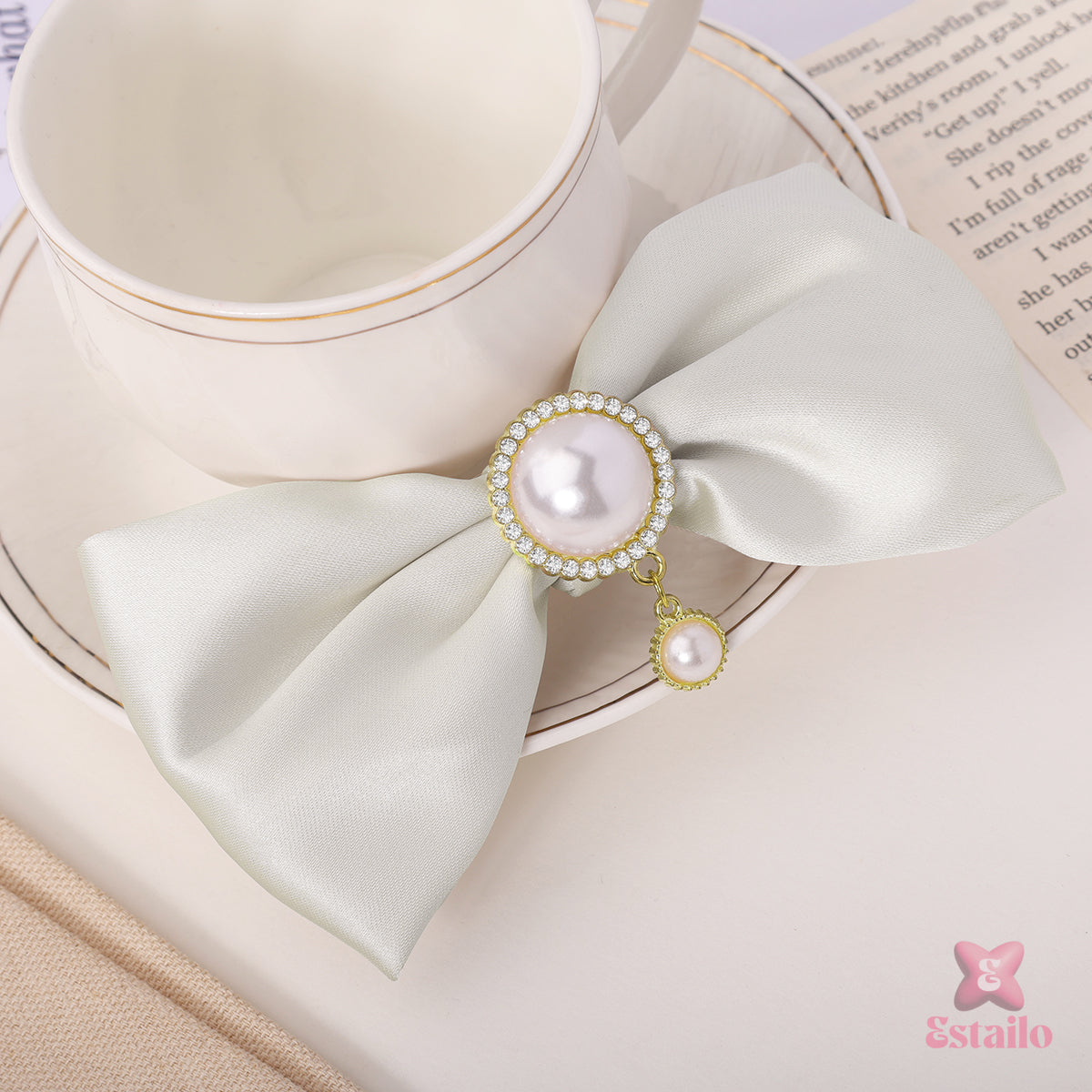 Pearl Bow Hair Clip