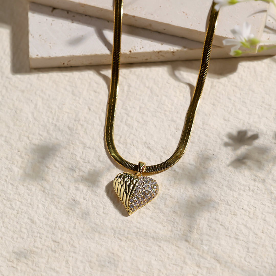 Blind Date Statement Heart Neckpiece