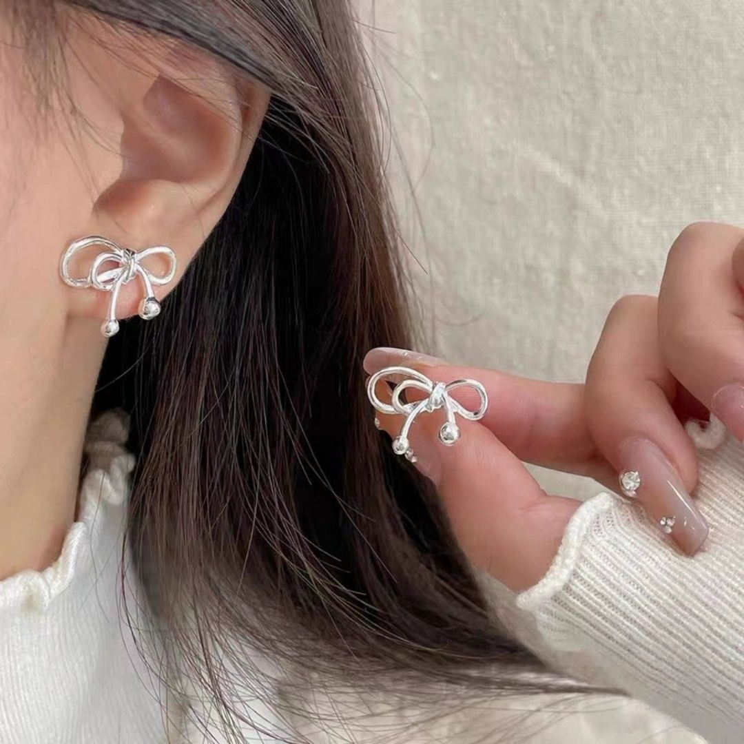 Silver Ribbon Drops Earrings