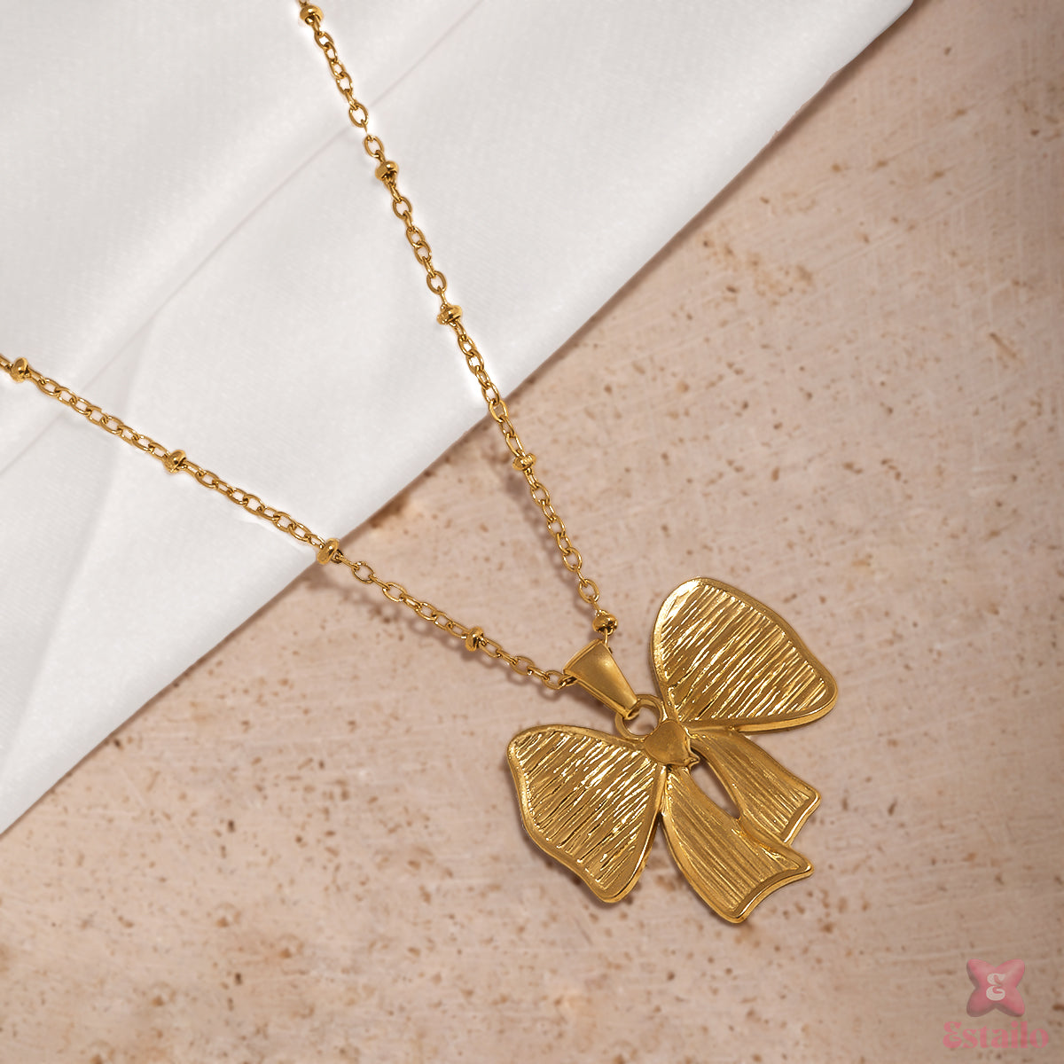Sweet Bow Belle Neckpiece
