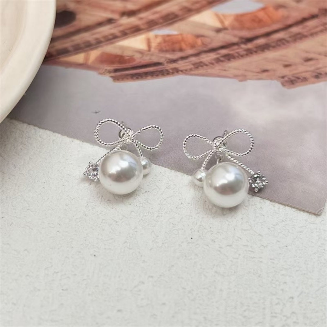 Serene Pearl Bows Earrings