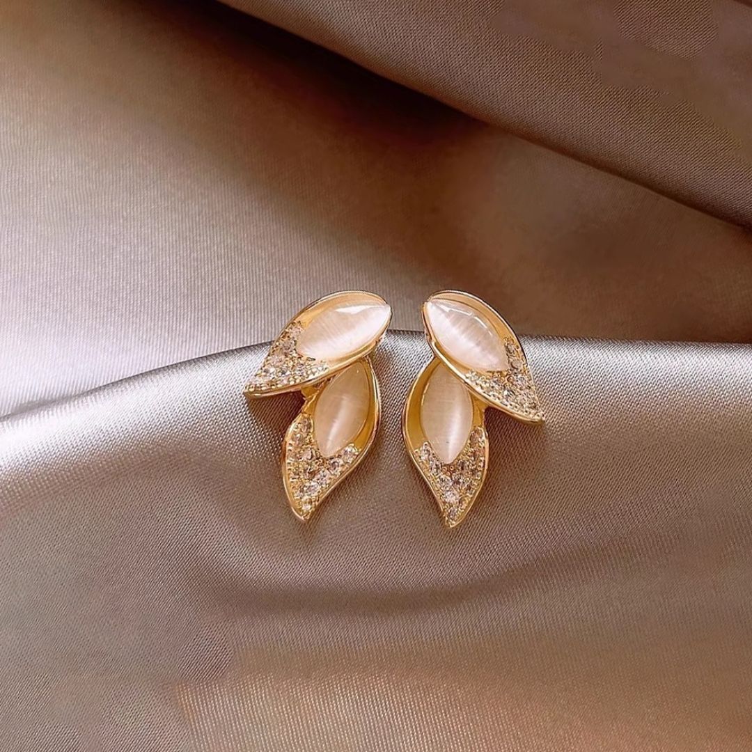 Gold Leaf Drop Earrings