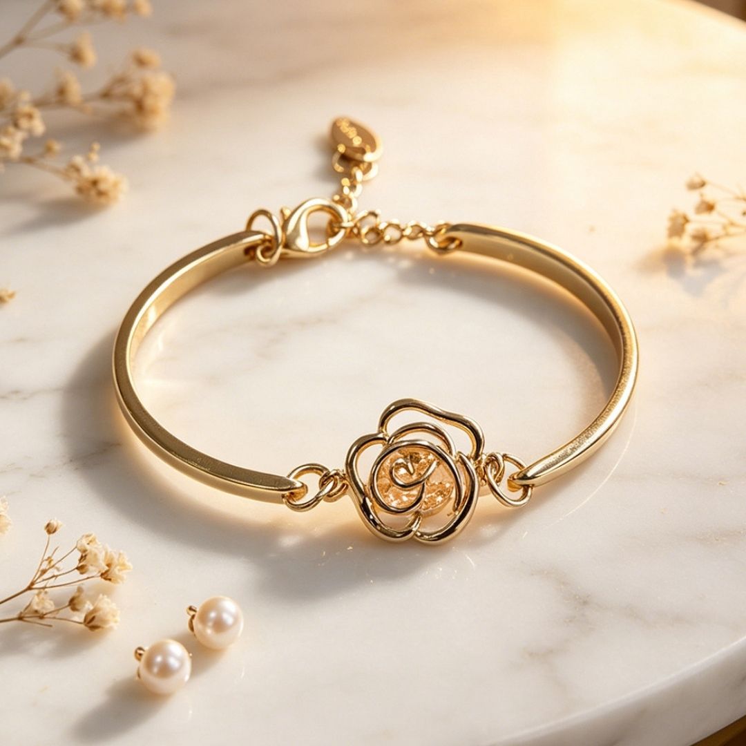 Amore Rosette Bangle