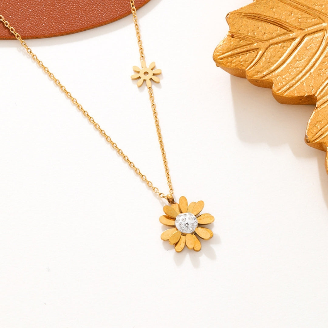 Lumina Daisy Necklace