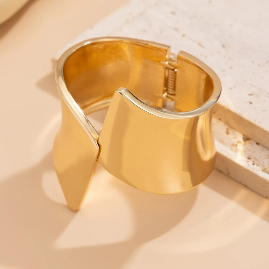 Salve Cuff Bracelet