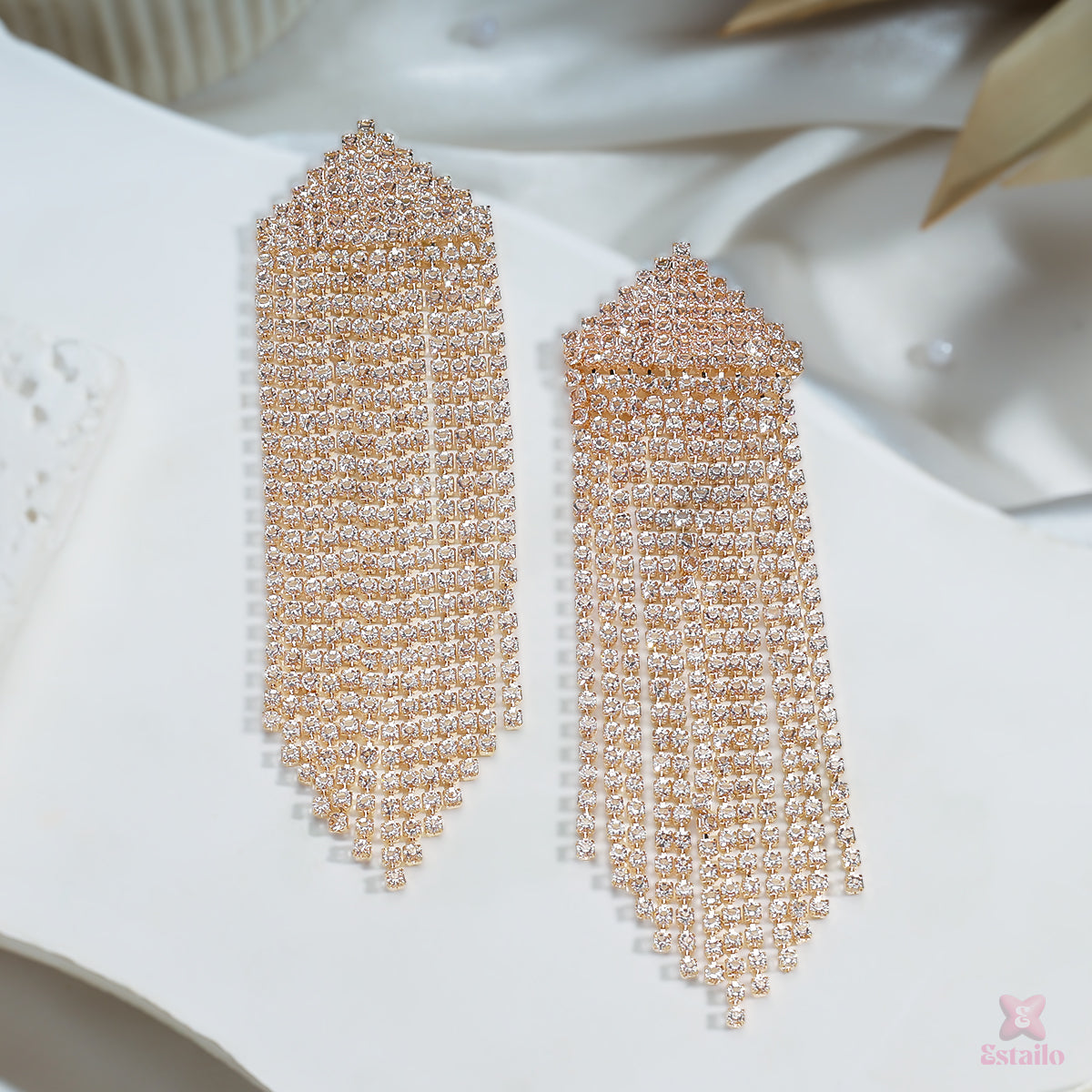 Exquisite Crystal Dangles Earrings