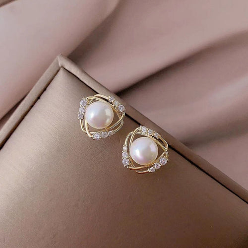 Empress Pearl Studs Earrings