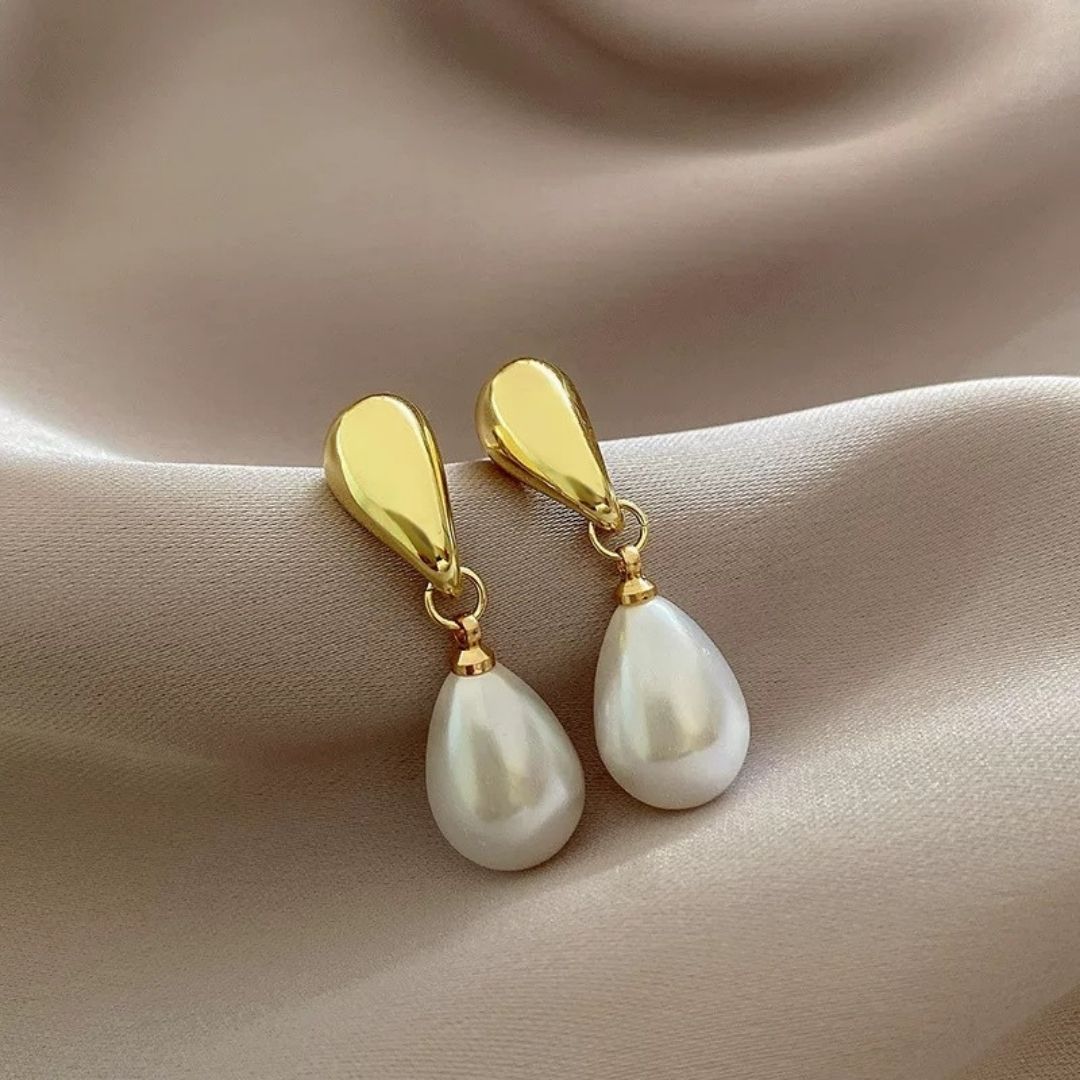 Gold & Pearl Dangle Earrings