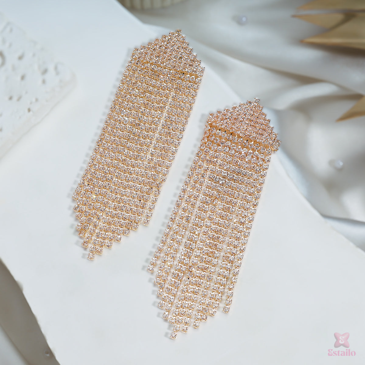 Exquisite Crystal Dangles Earrings