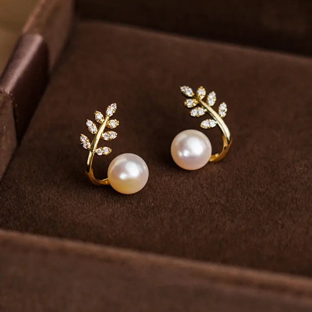 Gilded Flora Pearl Drops Earring