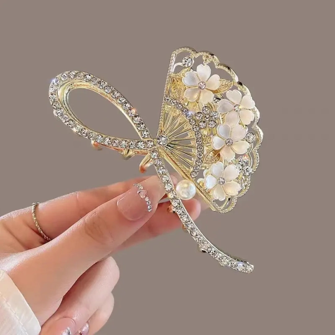 Golden Fleur Claw