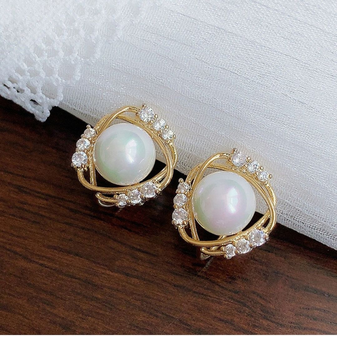 Empress Pearl Studs Earrings