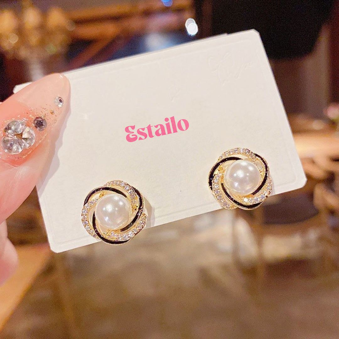 Crystal Halo Pearls Earrings