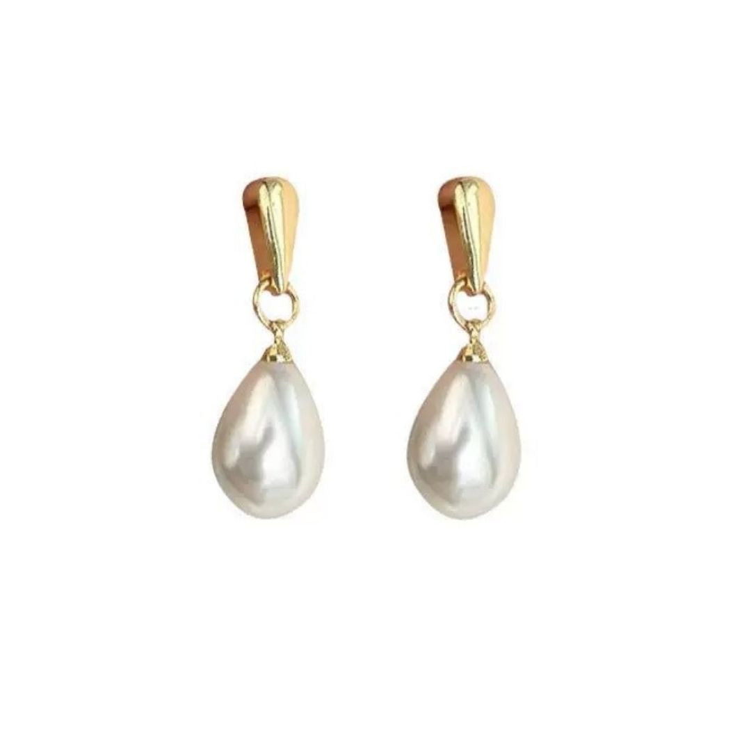 Gold & Pearl Dangle Earrings