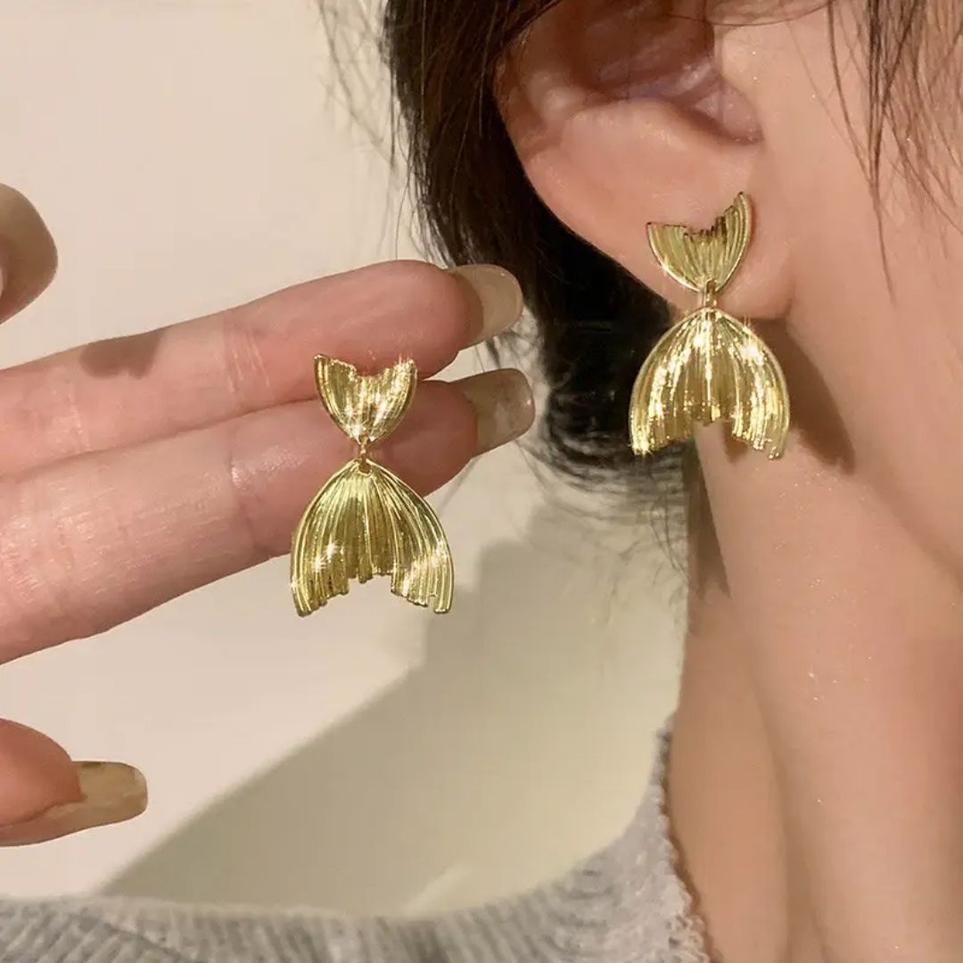 Aqualina Stud Earring