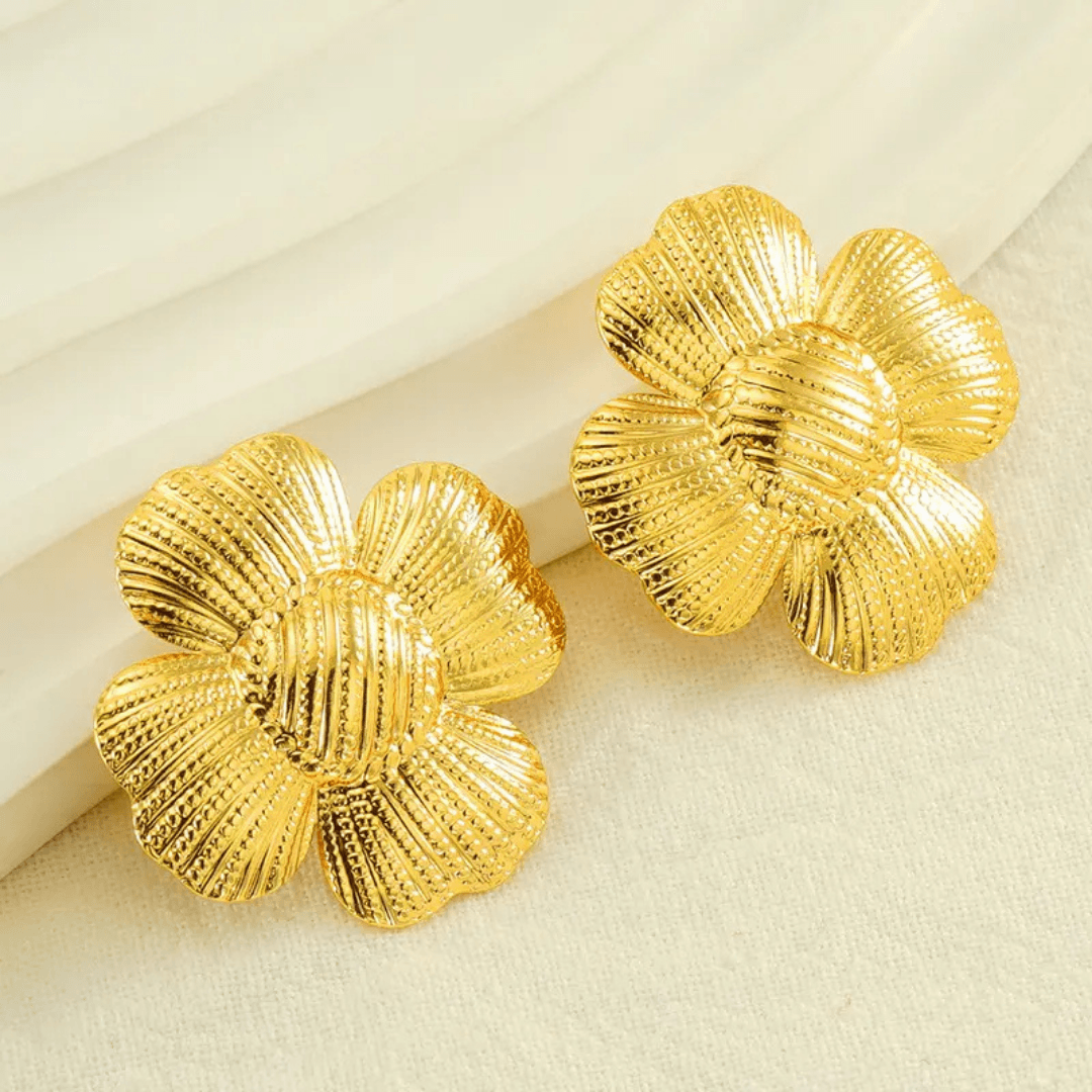 As Pretty Golden Flower  Earrings