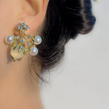 Bling Blogger pearl  Earring