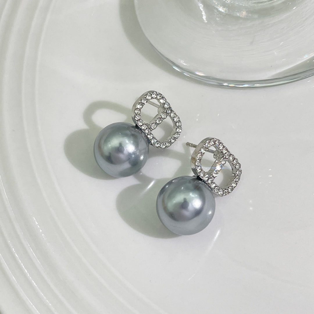 Haute Gris Pearl Earrings