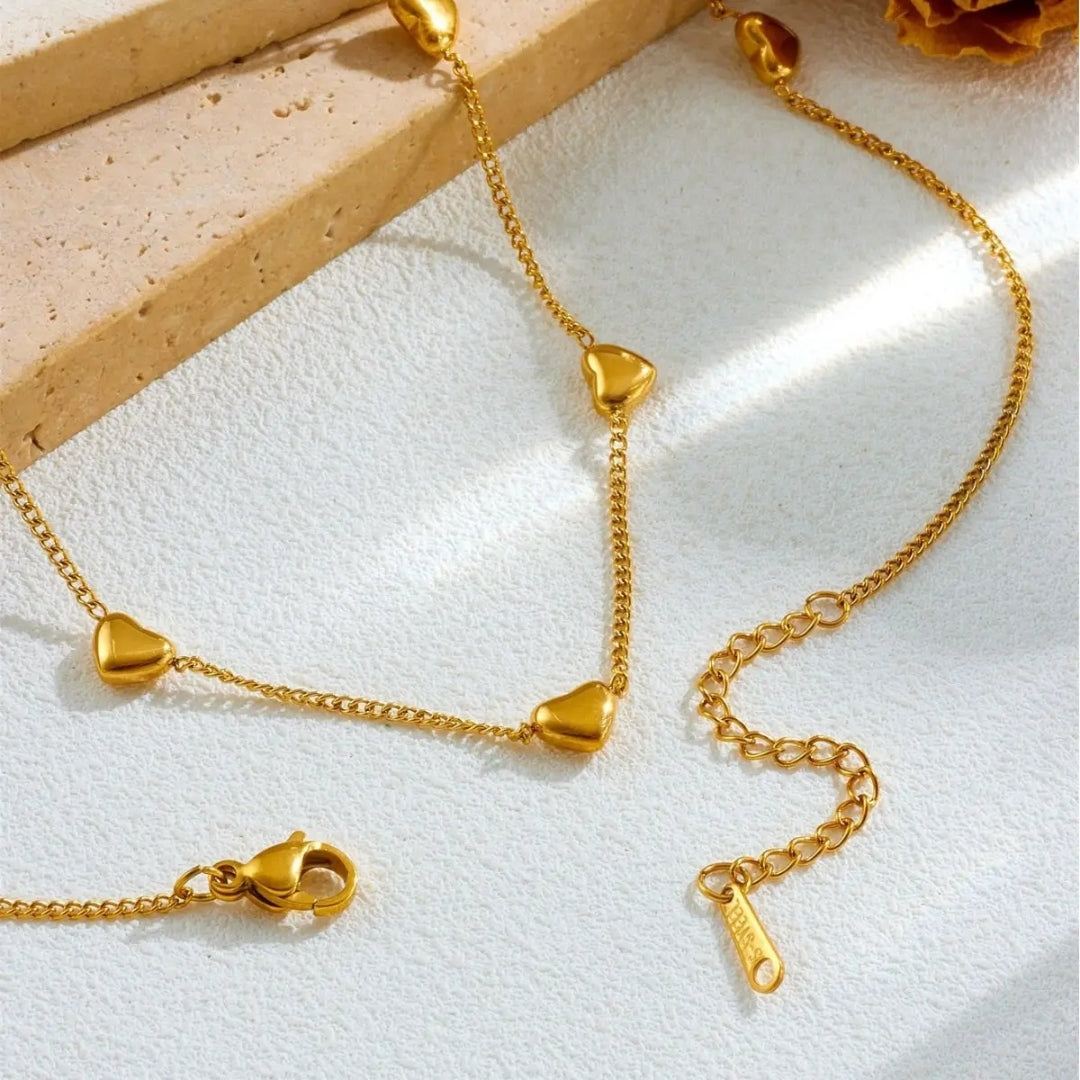 Tiny Lovebeam Necklace